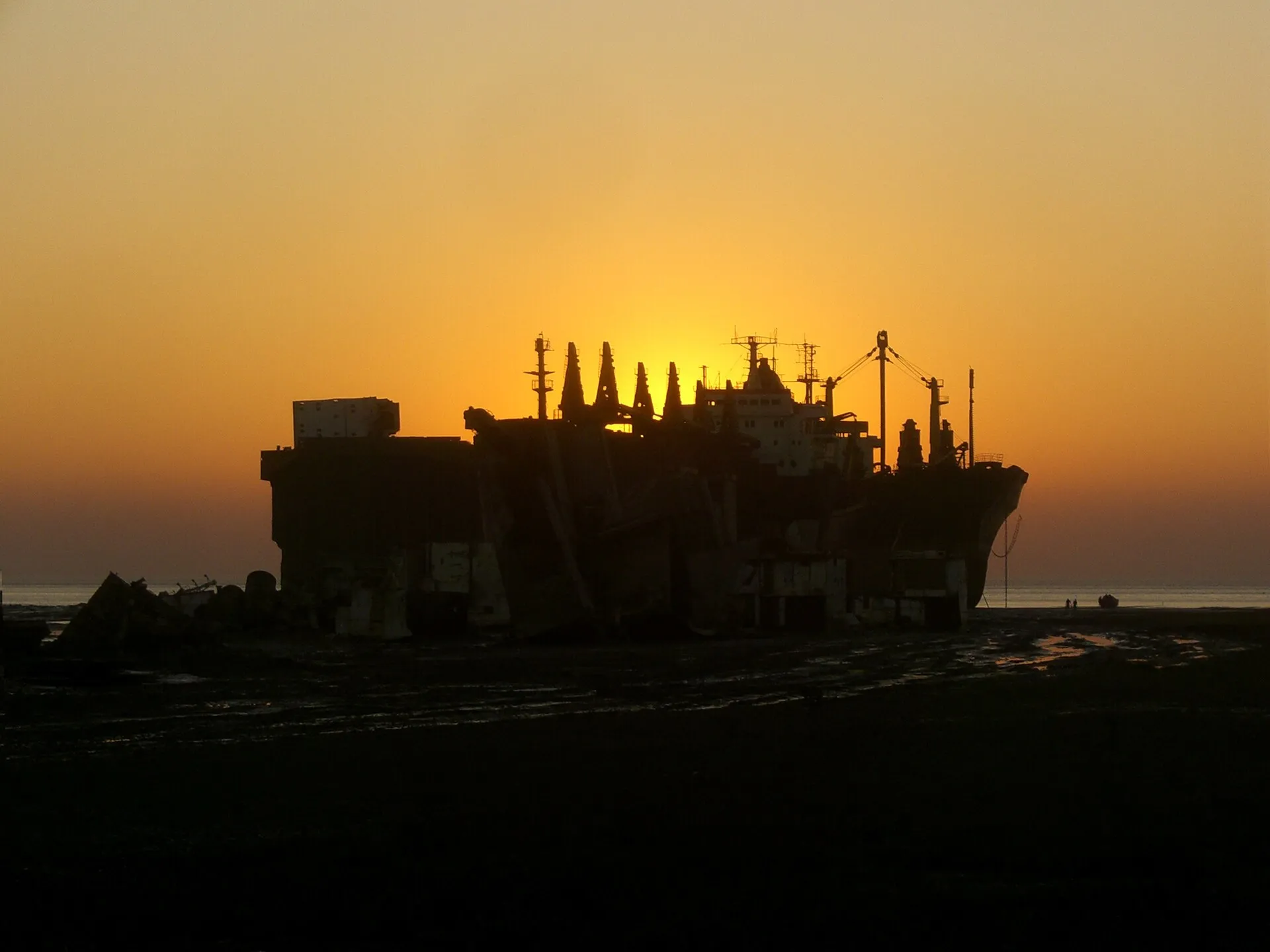 Chittagong – vrakoviště lodí — foto 3