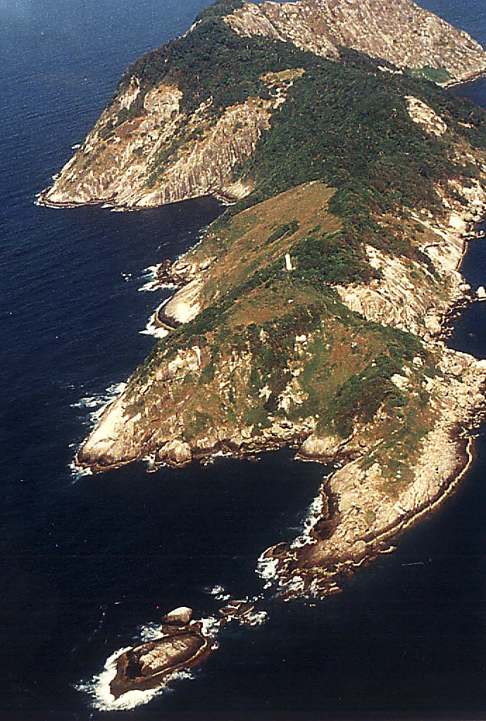 Hadí ostrov (Ilha da Queimada Grande) — foto 2