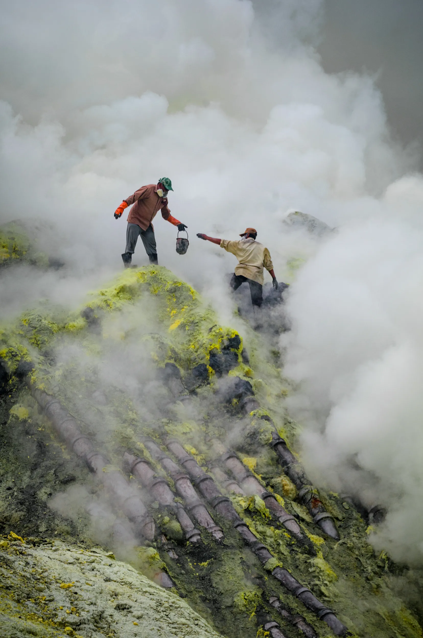 Kráter Ijen (Kawah Ijen) — foto 1